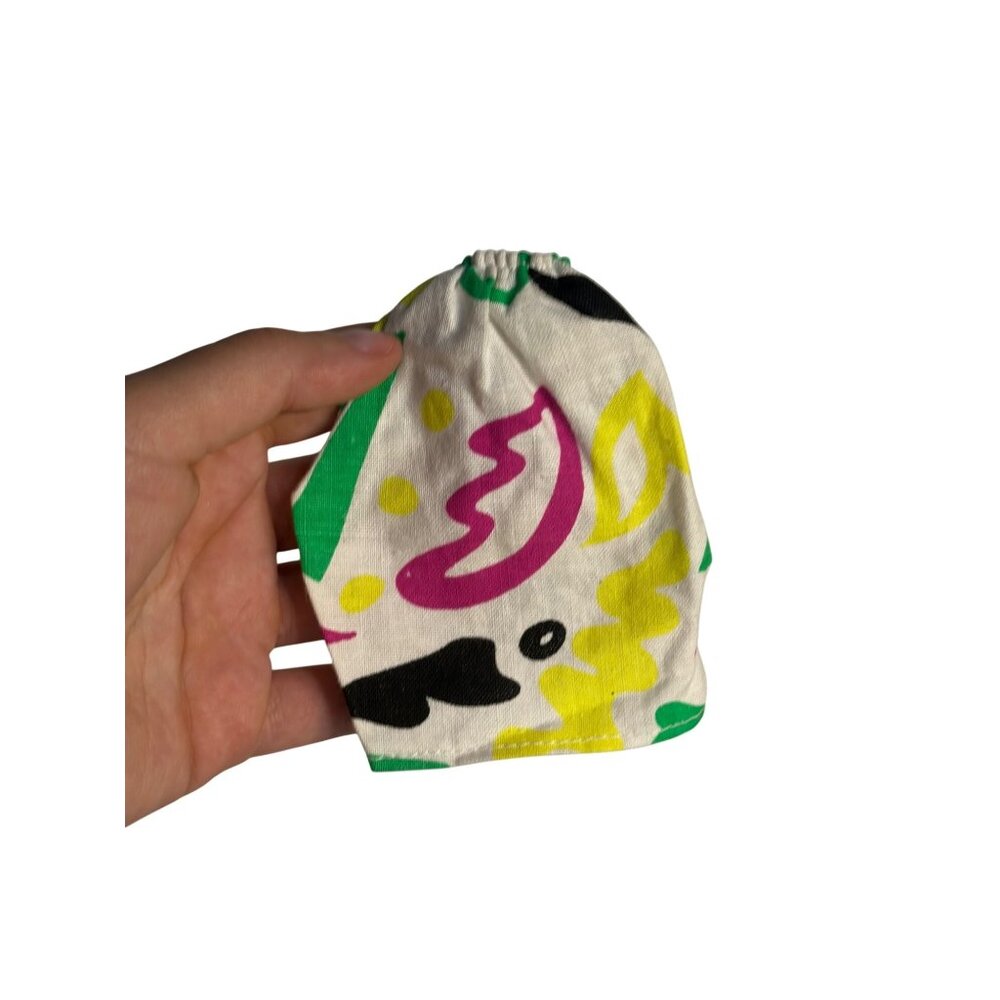 VTG Barbie Abstract Colorful Slit Skirt – White Ruffle Front Stylish Doll Outfit